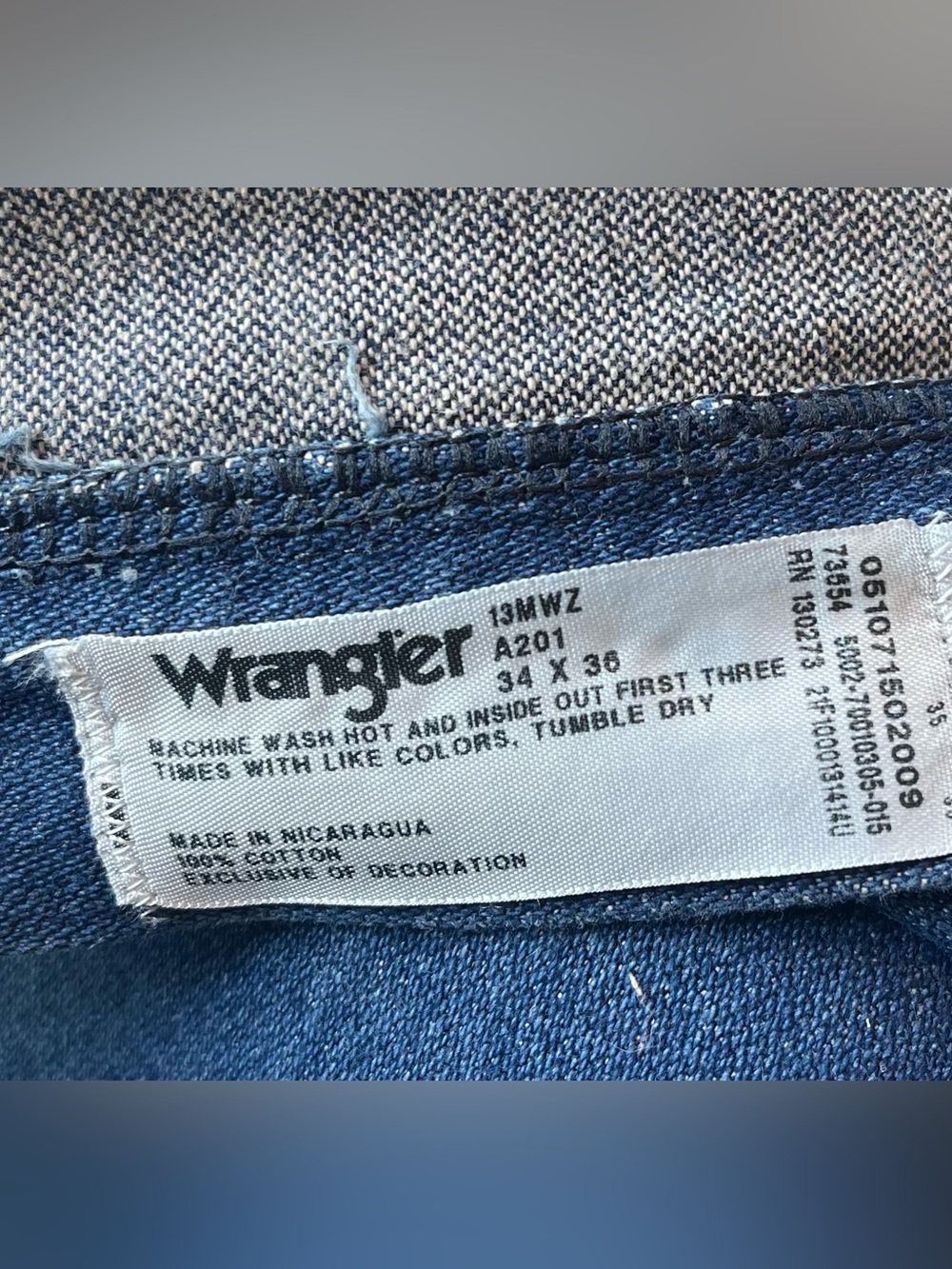 Wrangler Men’s Blue Denim Jeans - Cowboy Cut 13MWZ - Picture 4 of 4